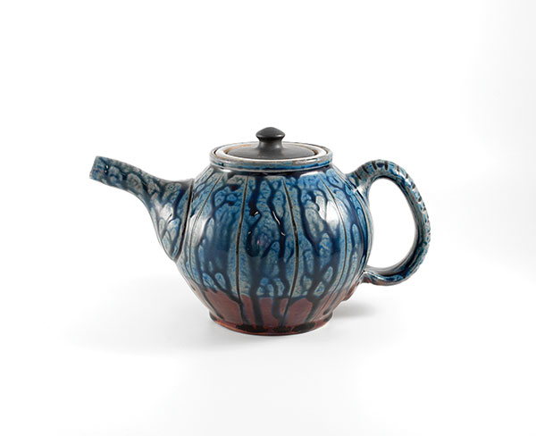 2 Stoneware vessel by Seth Guzovsky.