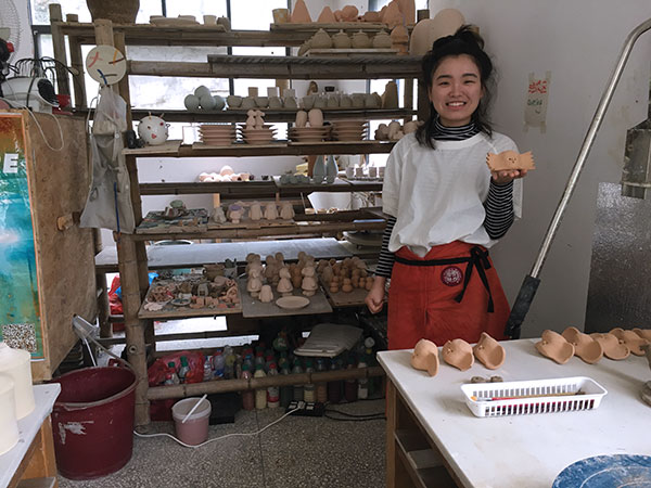 7 JianQin Zu with her figurative pieces, to 7 in. (17 cm), cast and handbuilt earthenware.