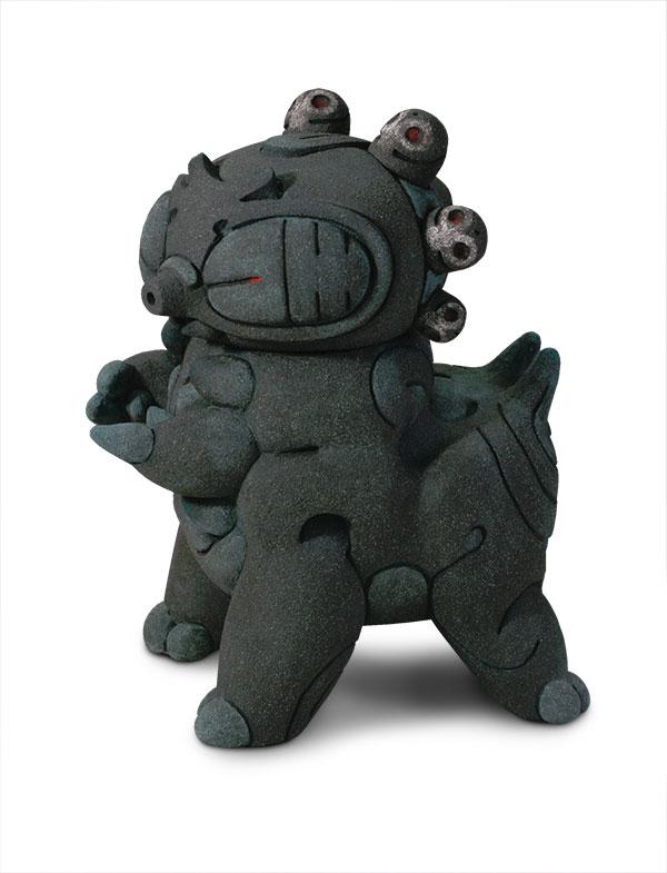 1 Gooja The Interpreter, 16 in. (41 cm) in height, stoneware, pigments, glaze, fired to 2228°F (1220°C) in oxidation, 2021.