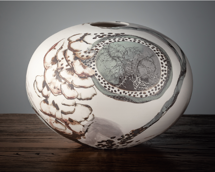 3 Luminous, 13 in. (33 cm) in width, wheel-thrown porcelain, drawings in terra sigillata, underglaze, oxides, glaze, thrice fired, 2019. Photo: Greg Piper.
