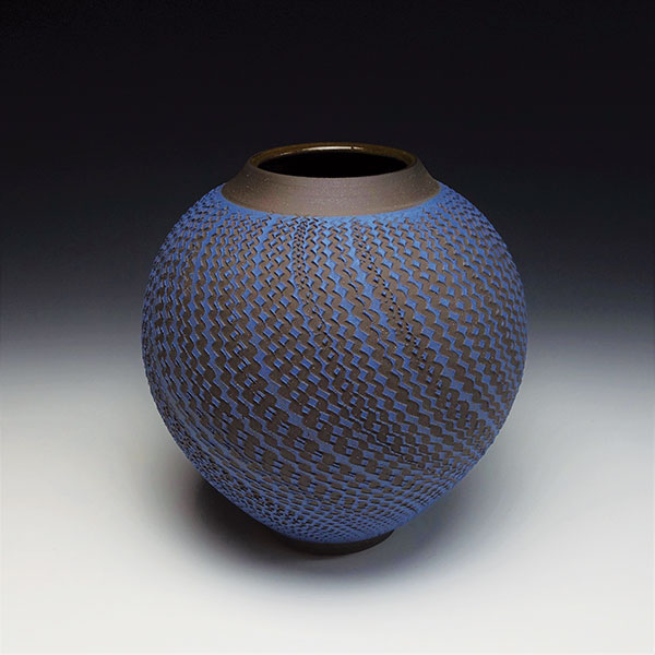 18 Blue on Black Zigzag Vessel, 8½ in. (22 cm) in height, wheel-thrown stoneware, slip, liner glaze, fired to cone 6, 2021.