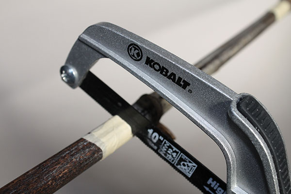 5 Cut bamboo with a fine-toothed saw.