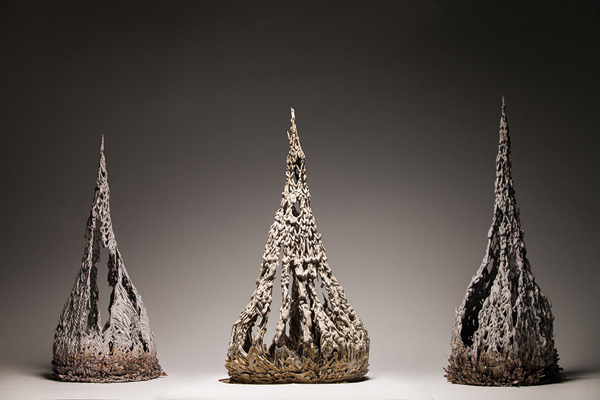 1 Three Dragonstone forms made using a clay mixed with metal powder.
