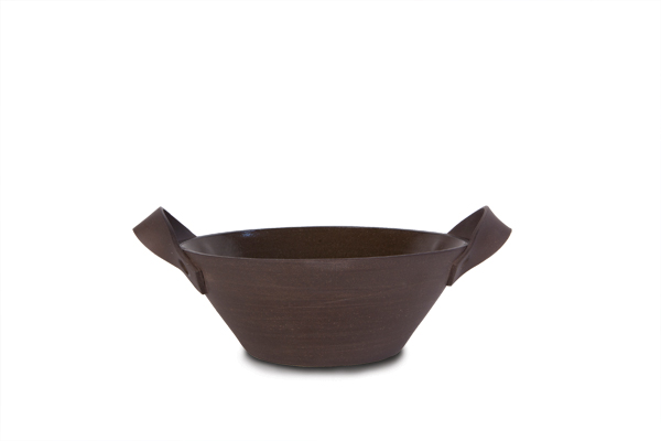 2 Beth Bolgla’s bucket, 14 in. (36 cm) in length, stoneware.