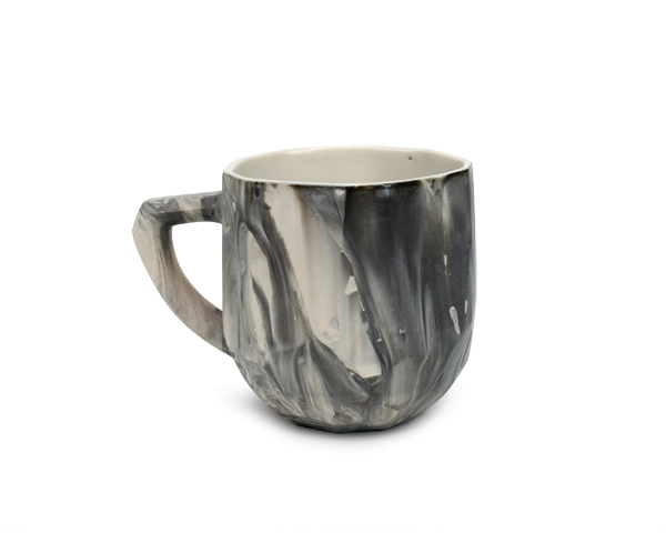 1 Heather Nameth Bren’s cup, 4 in. (10 cm) in height, colored slip-cast porcelain, 2014.