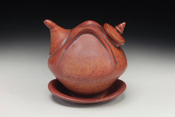 3 Ellen Shankin’s Nested Soy Bottle, 4 in. (10 cm) in height, stoneware, 2014. Photo: Tim Barnwell.