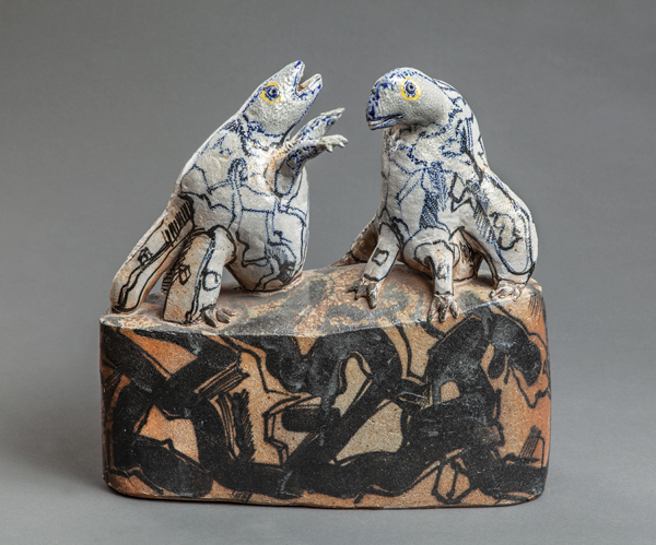 1 Sten Lykke Madsen’s Conversation, 16 in. (42 cm) in height, stoneware. Photo: Ole Akhøj.