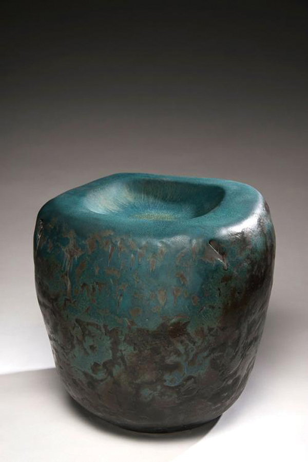 3 Contemplation Vessel #134, 16½ in. (42 cm) in length, wheel-thrown and handbuilt finely grogged stoneware, glaze, fired to cone 10 reduction, 2014. Photo: Richard Nicol.