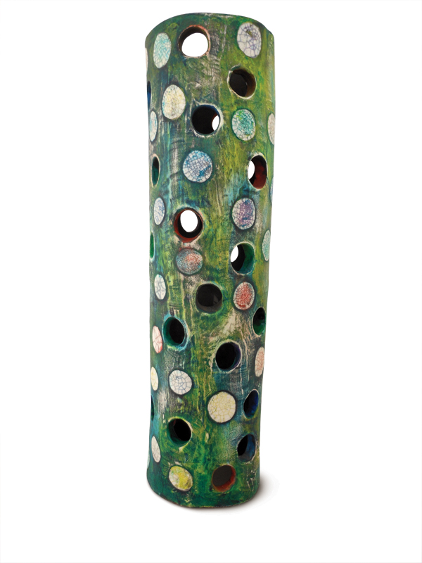 3 Green Cylinder, 15 in. (38 cm) in height, 2006.