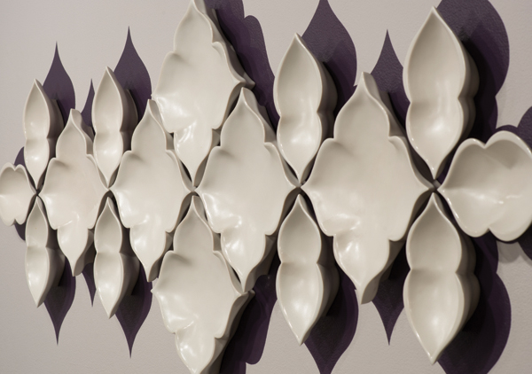 7 Semecadria, 6 ft. 2 in. (1.9 m) in length, slip-cast porcelain, glaze, fired to cone 9 in an electric kiln, 2014. Photo: Petronella Ytsma.