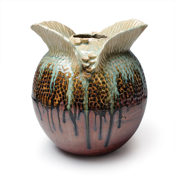 Rewutr Chaiyaruks’ Flower, 14 in. (35 cm) in height, stoneware, wood-ash glaze, reduction fired to 2372°F (1300°C), 2003.