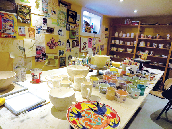 studio_table-detail-5